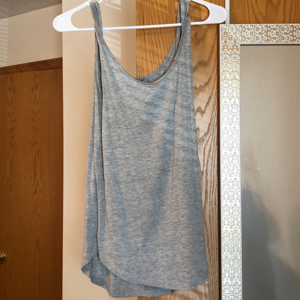 Gray tank